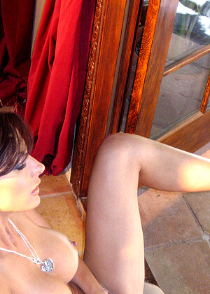 Catalina Cruz pornpics hair photos