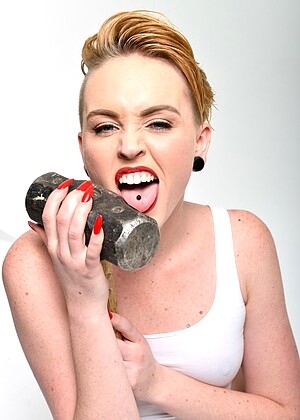 Miley Mae pornpics hair photos