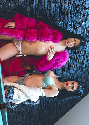 Atlanta Moreno pornpics hair photos