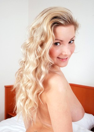 Allysia pornpics hair photos