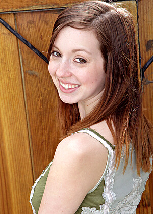 Ally Evans pornpics hair photos