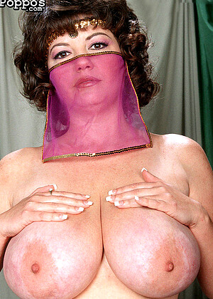 Diane Poppos pornpics hair photos