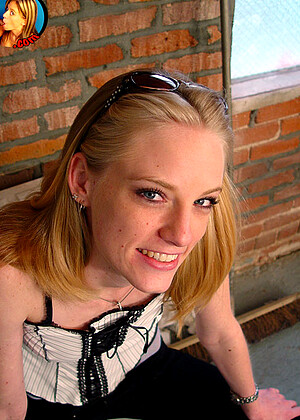 Heather Sparkz pornpics hair photos