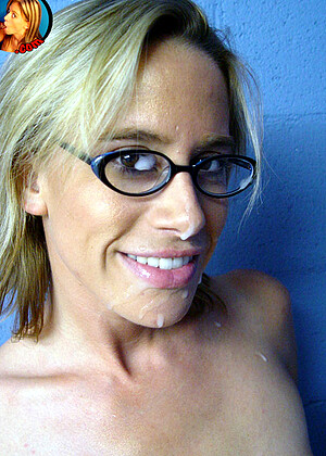 Kylie G Worthy pornpics hair photos