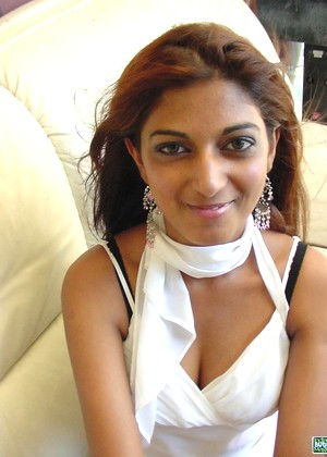 Indianbuttmagic Model pornpics hair photos