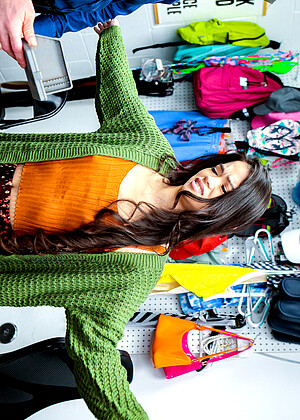 Angelina Moon pornpics hair photos