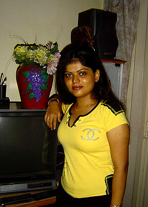Neha Nair pornpics hair photos