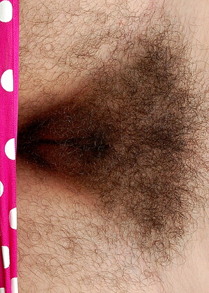 Nikki Silver pornpics hair photos