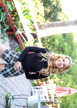 Alina West pornpics hair photos