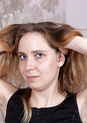 Isabel Stern pornpics hair photos