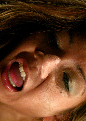 Keeani Lei pornpics hair photos