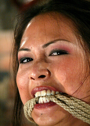 Nyomi Zen pornpics hair photos