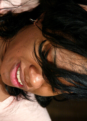 Sydnee Capri pornpics hair photos