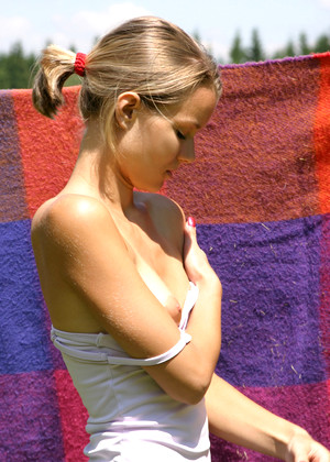 Youngporn Model pornpics hair photos